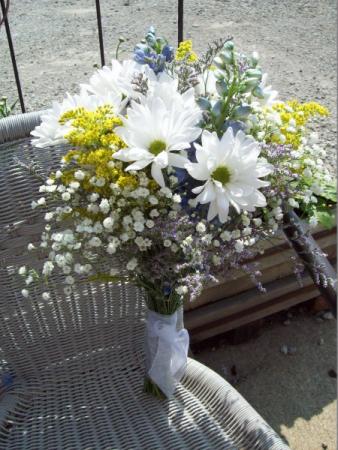 Beautiful Wildflower look Bouquet
