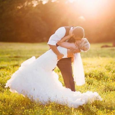 Wedding Couple Kissing