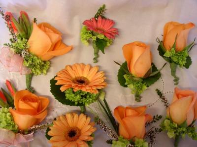 Peach-Orange Corsages & Boutonnieres