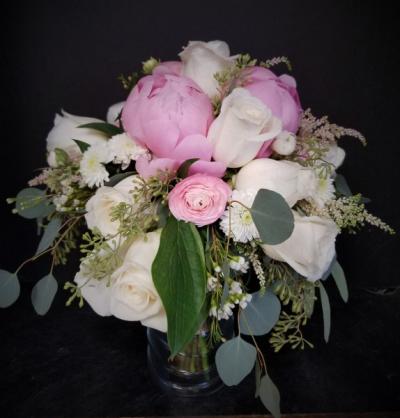  Peonie and Rose Bouquet