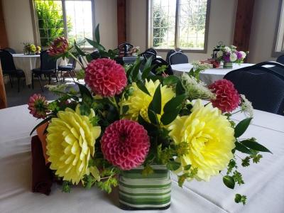 Daliah Centerpiece