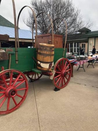 Chuckwagon Wedding Buffet.jpg