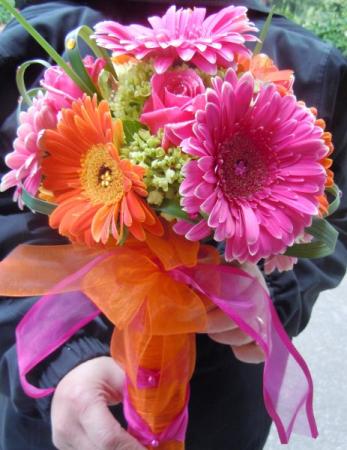 Beautiful & Bright Gerbera Daisy Bouquet