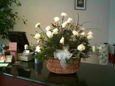 White Rose Basket