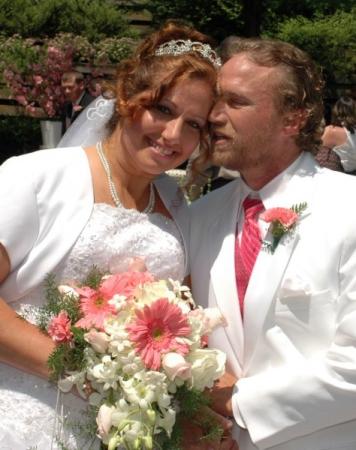 Great Photo Of Bride & Groom