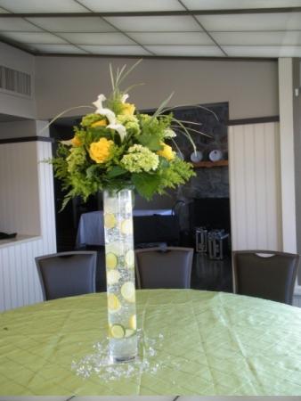 Reception Centerpiece With Fresh Lemons